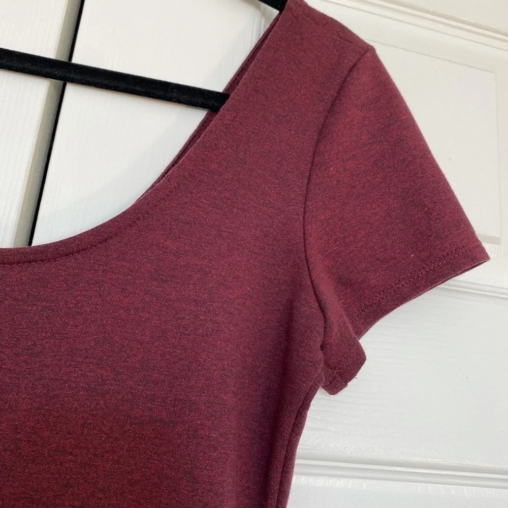 Forever 21 Maroon Short-sleeve Dress - Picture 2 of 6